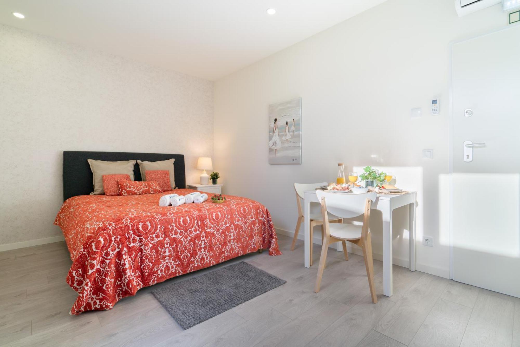 Host Wise - Central Private Flats - Terrace Порту Номер фото